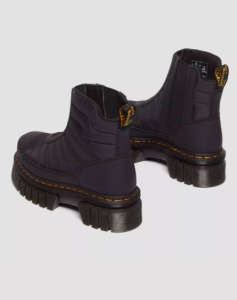 DR.MARTENS 30915001 Audrick Chelsea QLTD Rubberised Leather & Warm Quilted ΜΠΟΤΑΚΙ ΧΑΜΗΛΟ DR MARTENS