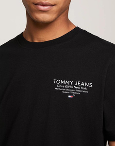 TOMMY JEANS TJM ESSTNL GRAPHIC TEE EXT