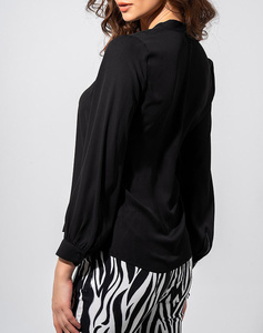 MAKI PHILOSOPHY V-shaped georgette shirt with sleeves