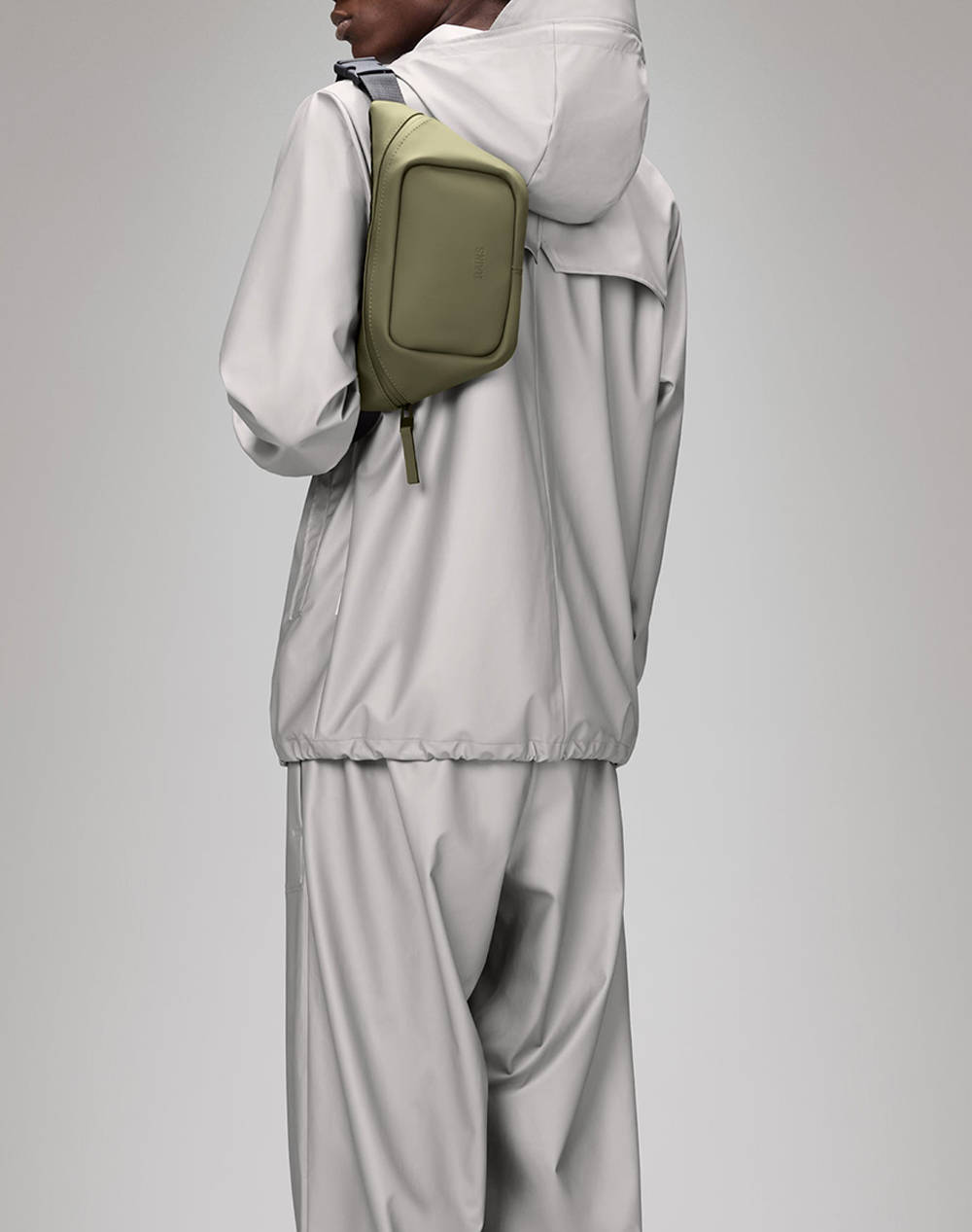 RAINS Bum Bag Mini W3 (Διαστάσεις: 41 x 18.5 x 3 εκ) 14730-134 Khaki φωτογραφία