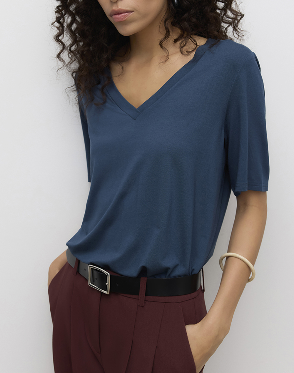 AWARE BY VERO MODA AWARE BY VERO MODA AWRITA SS V-NECK T-SHIRT NOOS 10328539-Midnight Navy MidnightBlue