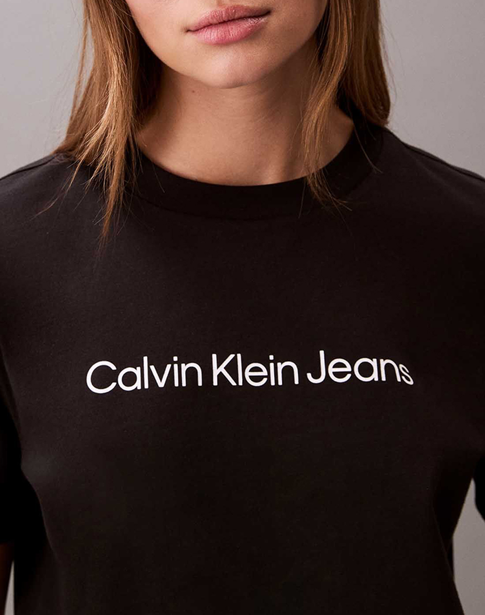 Calvin Klein Jeans A- Inst Logo Classic Tee Ss Lv047C912G-Ub1 Black Γυναικεία ρούχα μπλούζες Τ-Shirt Politikos Shop Πολιτικός