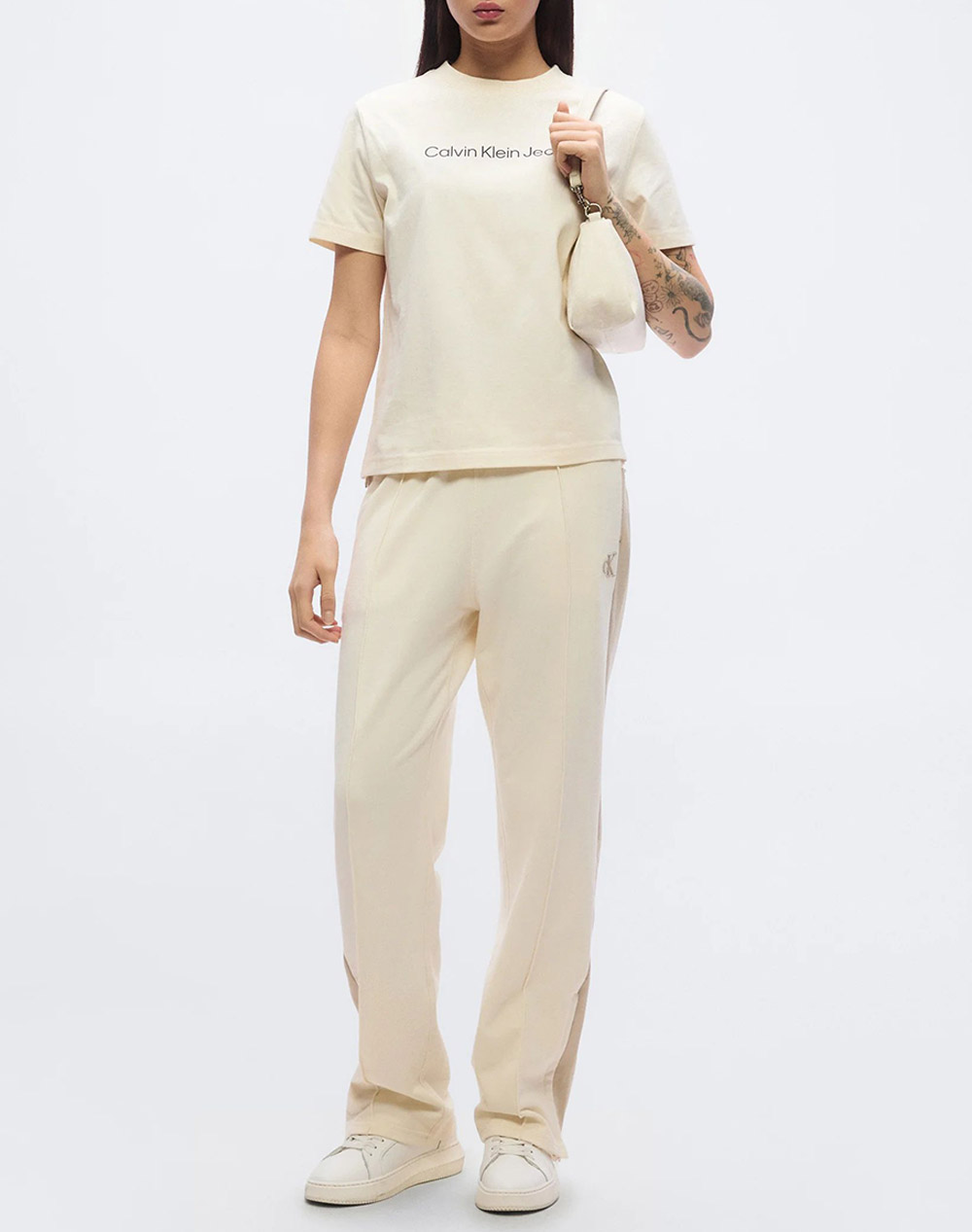 Calvin Klein Jeans A- Inst Logo Classic Tee Ss Lv047C912G-F7J Cream Γυναικεία ρούχα μπλούζες Τ-Shirt Politikos Shop Πολιτικός