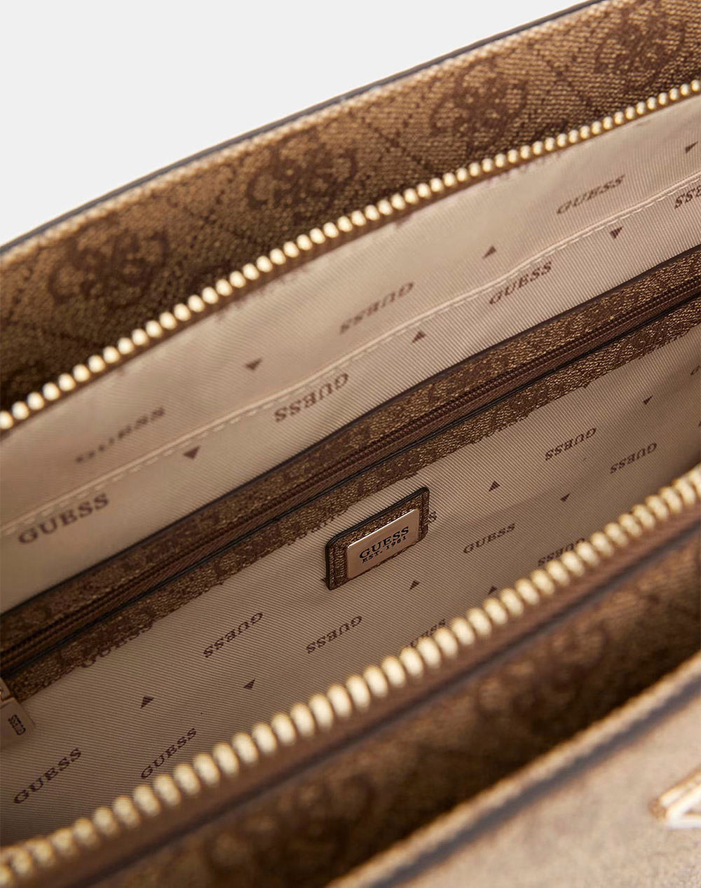 Guess Noelle Ii Tote Τσάντα Γυναικείο Hwbg9672250-Lgw Sandybrown Γυναικεία αξεσουάρ τσάντες Politikos Shop Πολιτικός