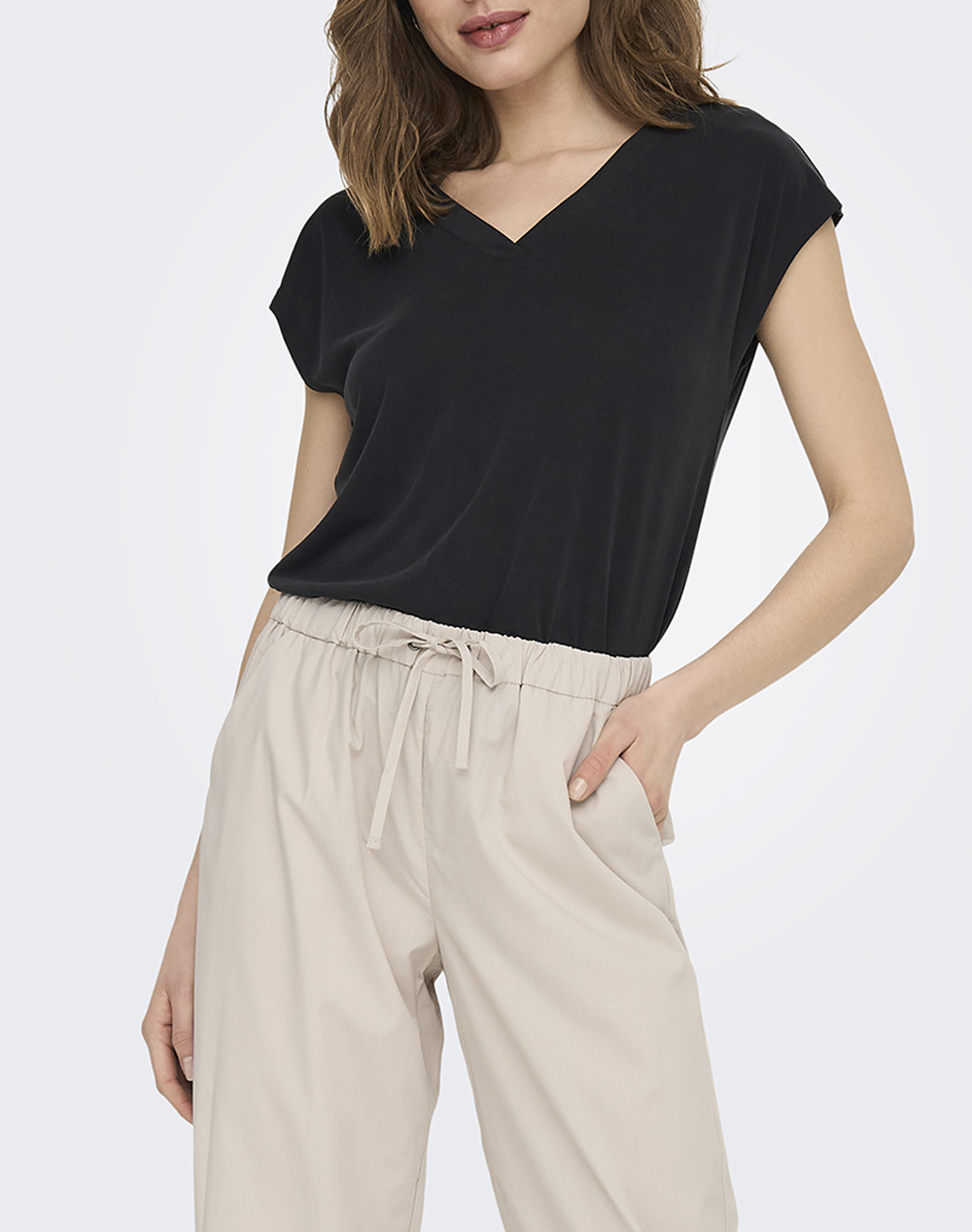 ONLY ONLFREE S/S MOD.V-NECK TOP JRS NOOS 15287041-BLACK Black