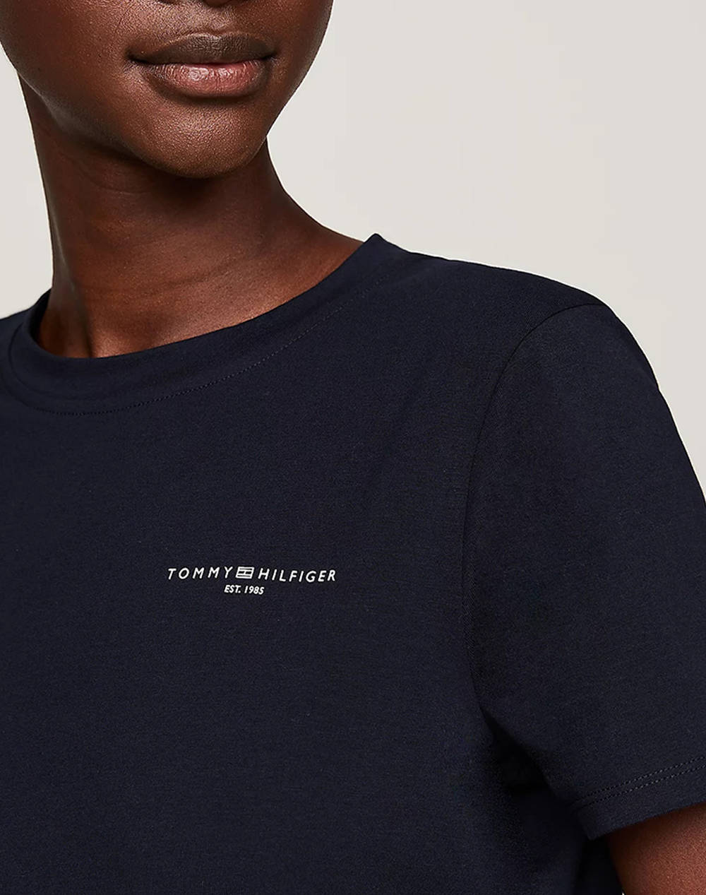 Tommy Hilfiger 1985 Reg Mini Corp Logo Ww0Ww37877-02G Navyblue Γυναικεία ρούχα μπλούζες Τ-Shirt Politikos Shop Πολιτικός