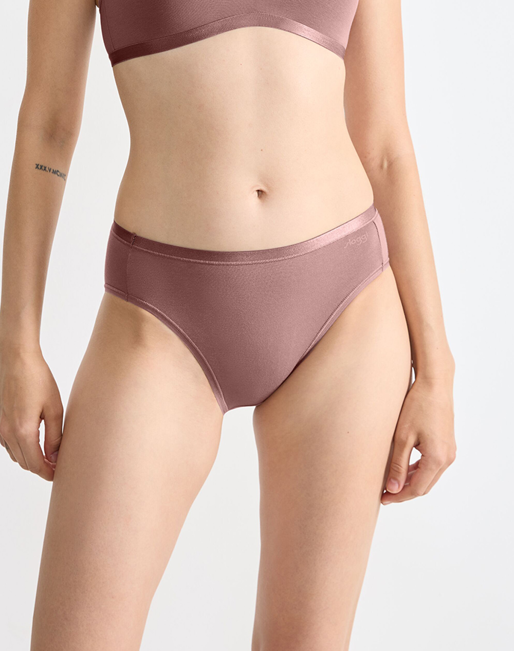 sloggi GO Daily Cotton Tai 3P 10222331-1141 SandyBrown φωτογραφία