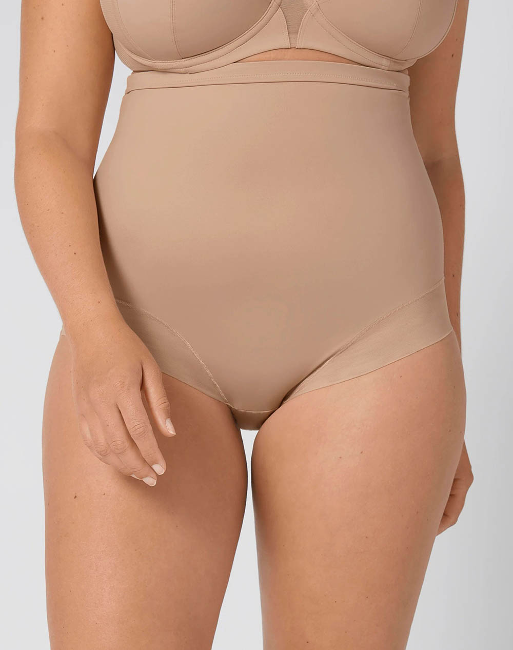 TRIUMPH TRIUMPH True Shape Sensation Super HW Panty 10162216-6106 Biege