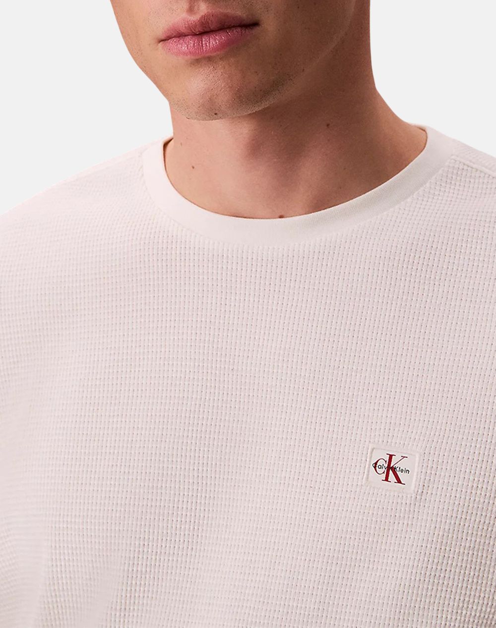 Calvin Klein Jeans Ls Waffle Badge Crewnk Tee Lv040Em217-Yas Offwhite ανδρικά ρούχα μπλούζες T-Shirt Politikos Shop Πολιτικός