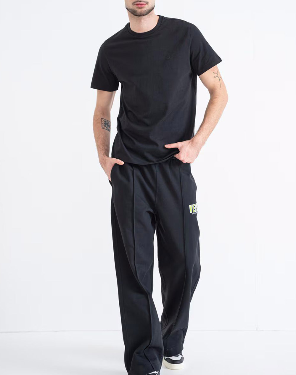 Calvin Klein Jeans Ss Classic Monogram Tee Lv04Rd254G-Ub1 Black ανδρικά ρούχα μπλούζες T-Shirt Politikos Shop Πολιτικός