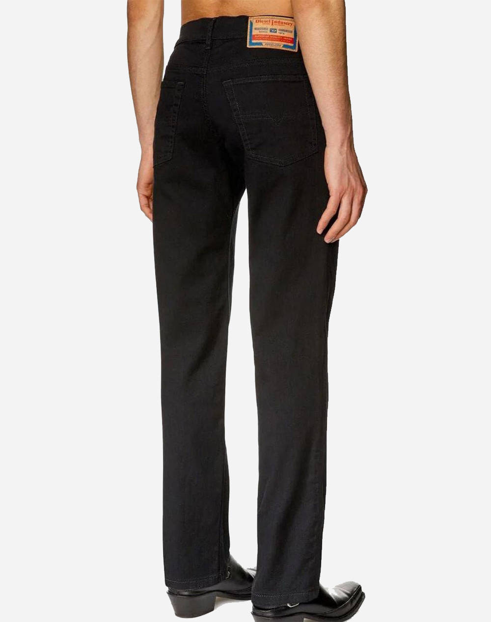 DIESEL 2023 D-FINITIVE L.34 TROUSERS A102310KIAJ-02 DenimBlack φωτογραφία