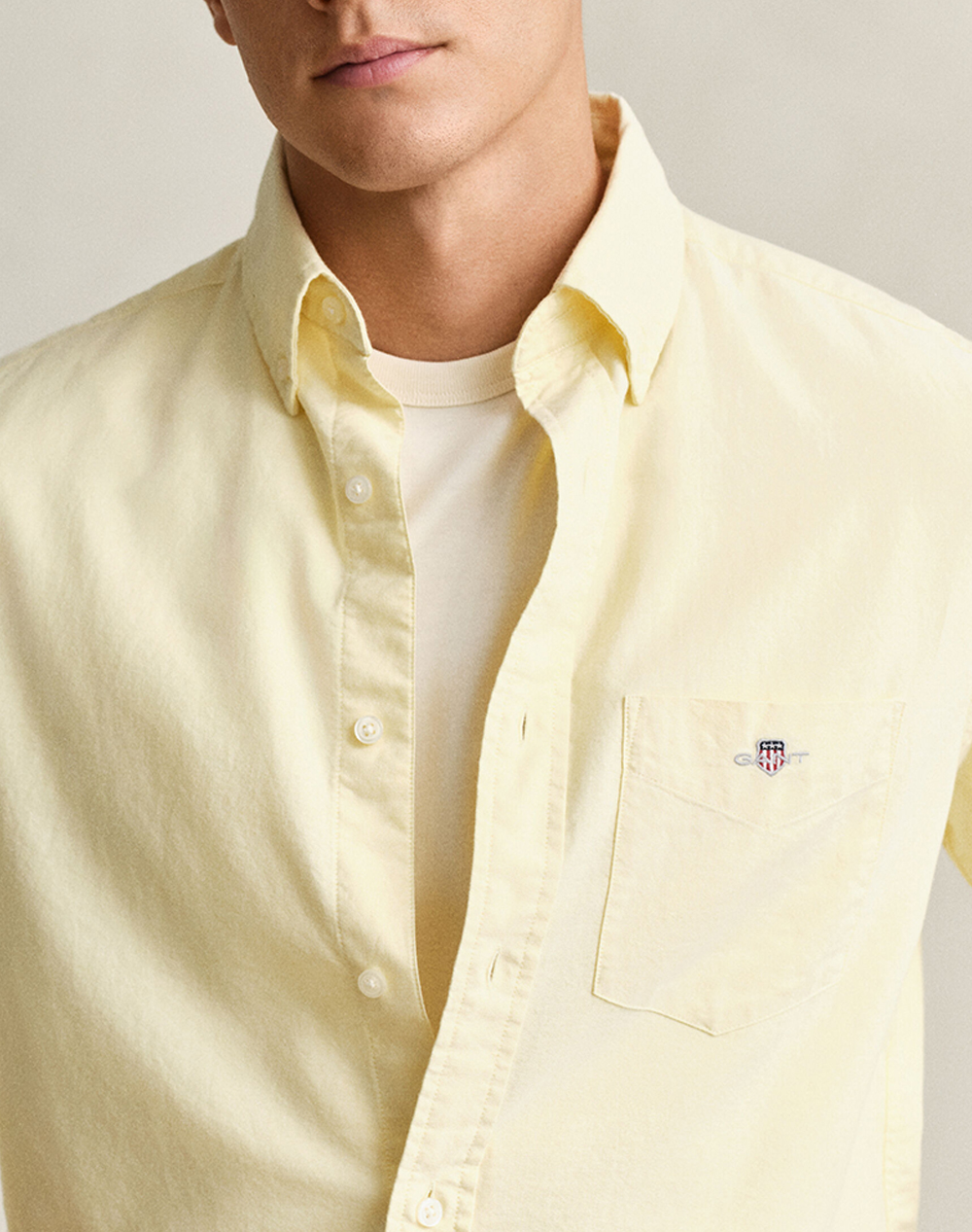 Gant Υποκαμισο Μμ Reg Oxford Shirt 3G3000200-725 Gold ανδρικά ρούχα πουκάμισα Politikos Shop Πολιτικός