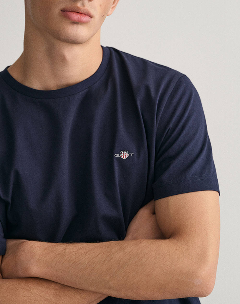 GANT ΜΠΛΟΥΖΑ ΚΜ REG SHIELD SS T-SHIRT 3G2003184-433 DarkBlue φωτογραφία