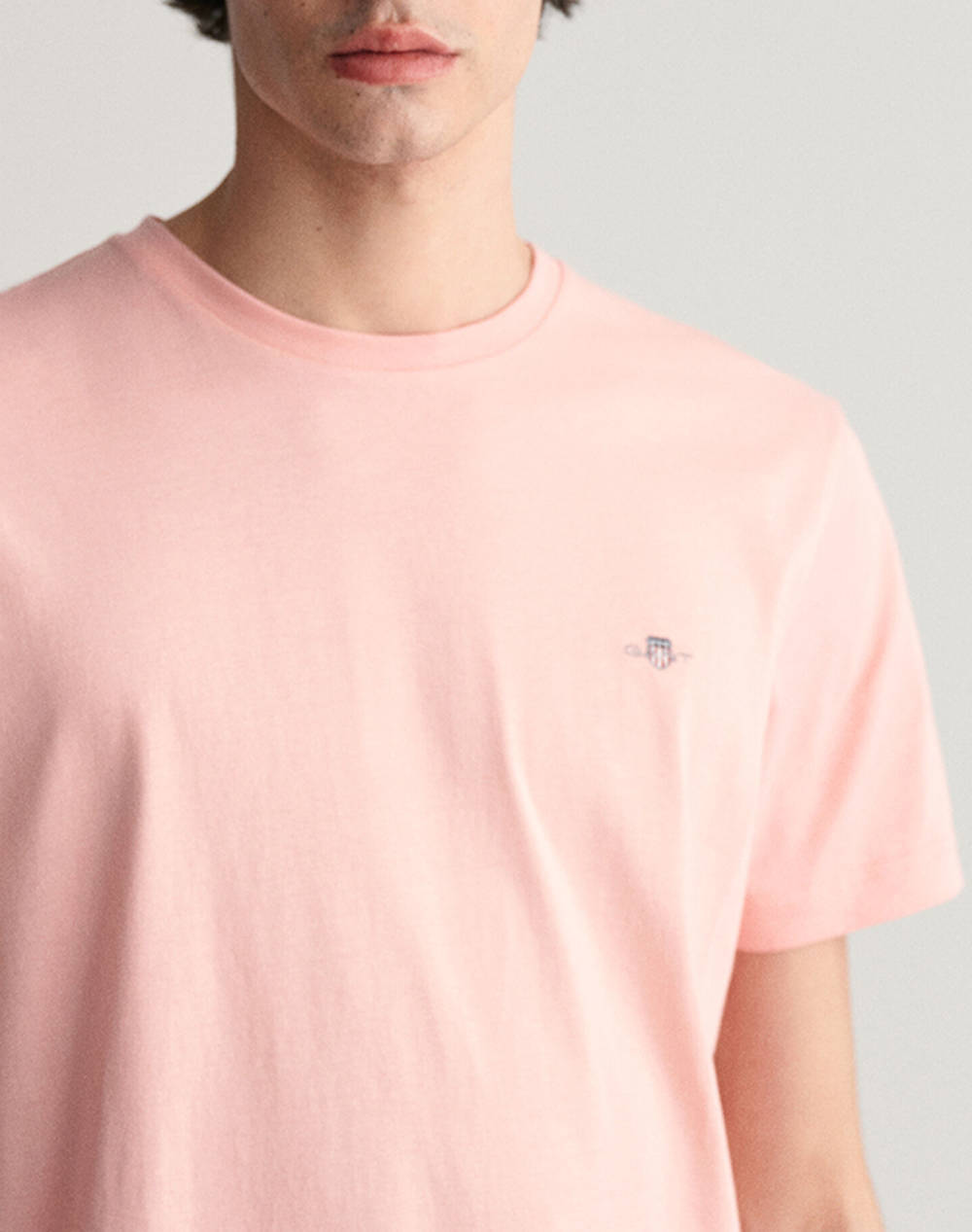 Gant Μπλούζα Κμ Reg Shield Ss T-Shirt 3G2003184-671 Lightpink ανδρικά ρούχα μπλούζες Politikos Shop Πολιτικός