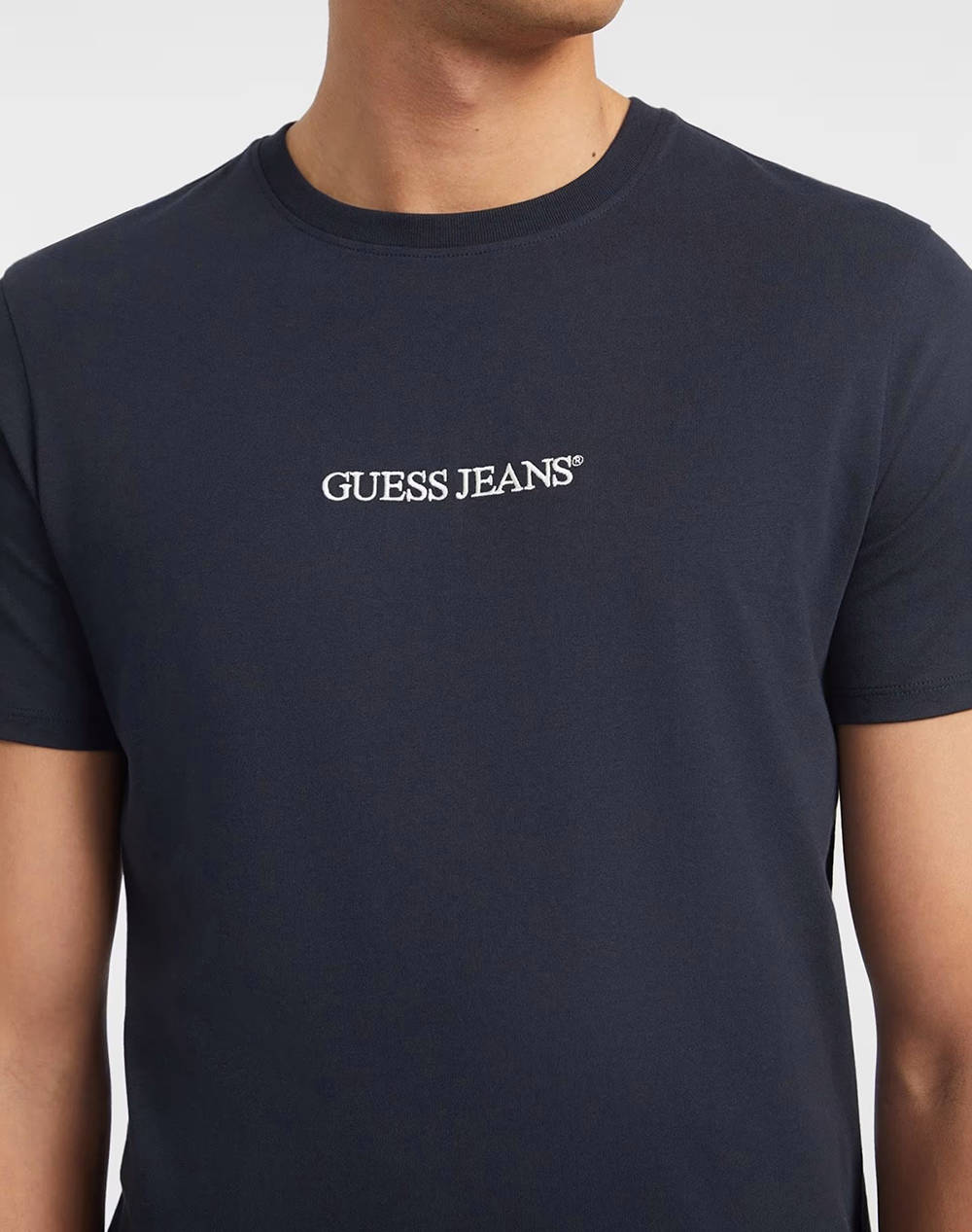 GUESS JEANS GJ SS CN SLIM LOGO EMBRO TEE ΜΠΛΟΥΖΑ ΑΝΔΡΙΚΟ M4YI52K8HM0-A71W DarkBlue φωτογραφία