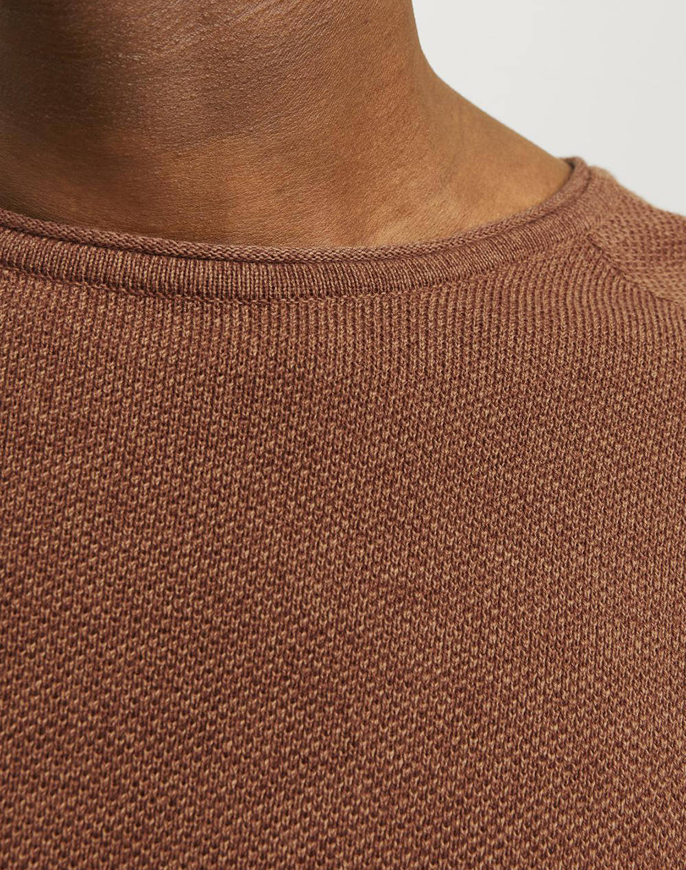 Jack Jones Πλεκτο Jjehill Knit Crew Neck Noos 12157321-Mocha Bisque Tan ανδρικά ρούχα μπλούζες Πλεκτά Politikos Shop Πολιτικός