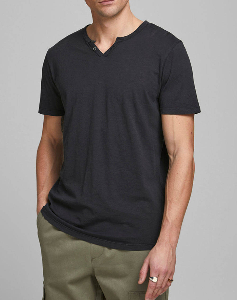 JACK&JONES JJESPLIT NECK TEE 12164972-BLACK Black