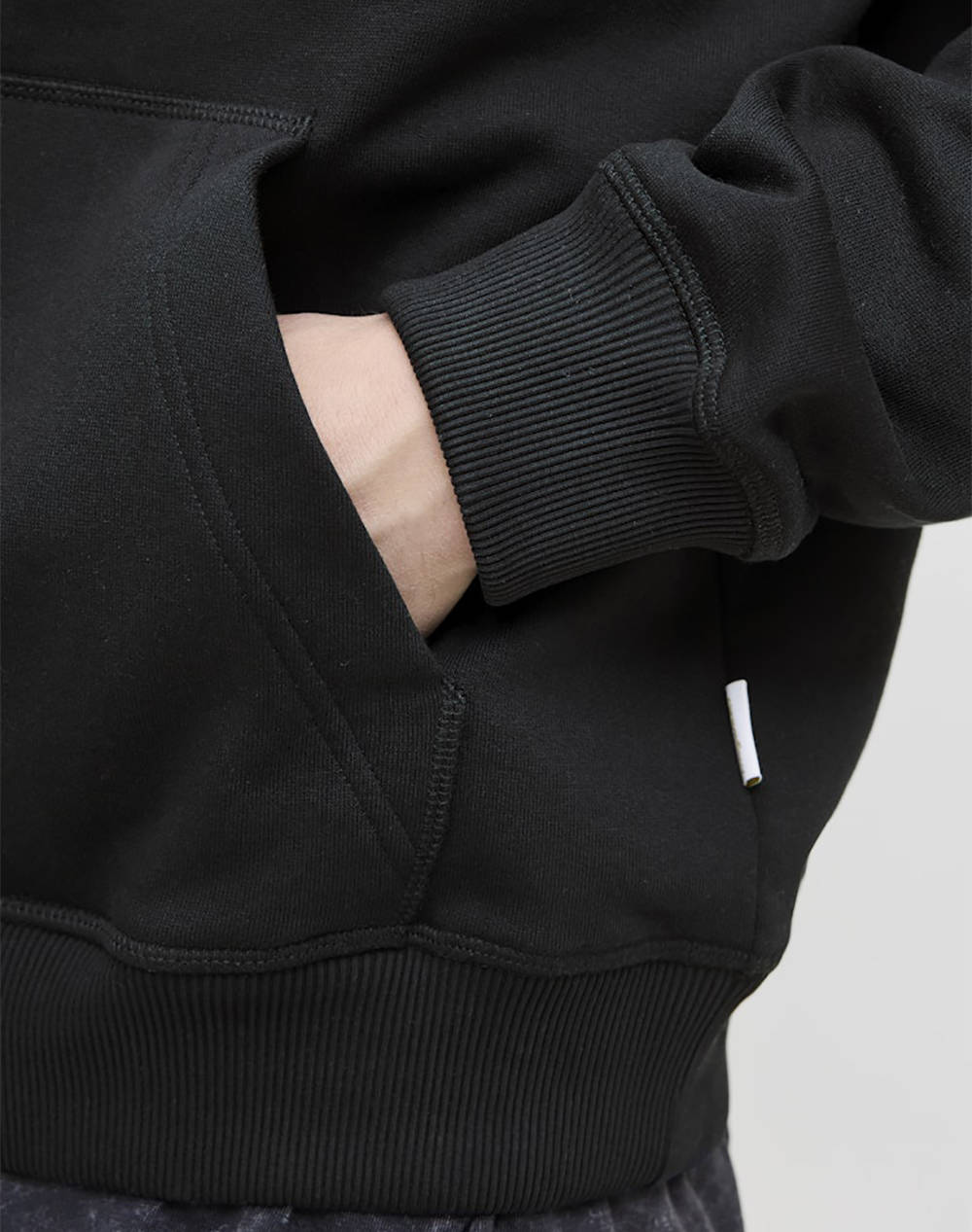 Jack Jones Jornorrebro Emb Sweat Hood Noos 12282861-Black Black ανδρικά ρούχα μπλούζες φούτερ Politikos Shop Πολιτικός