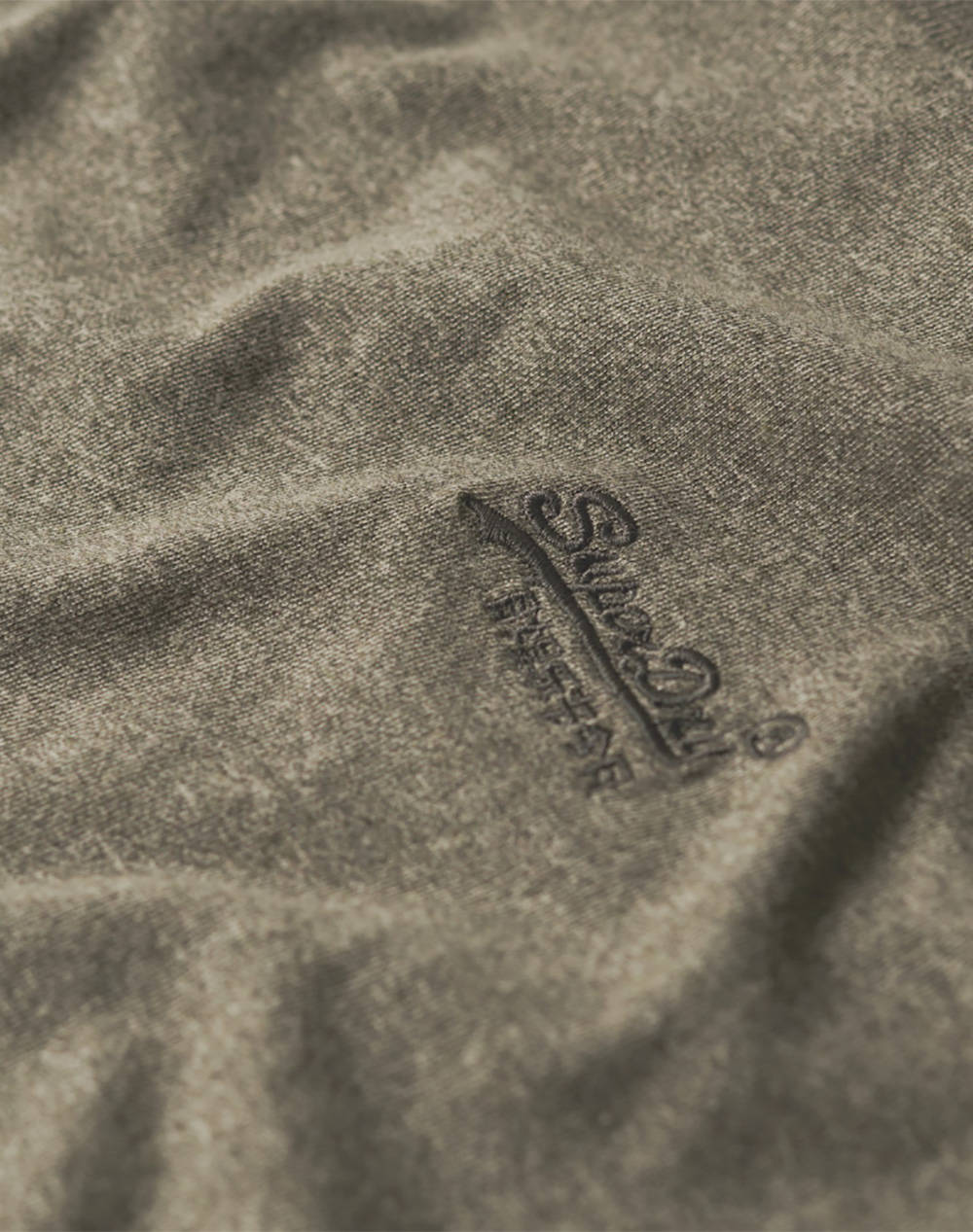 SUPERDRY ESSENTIAL LOGO EMB TEE ΜΠΛΟΥΖΑ ΑΝΔΡΙΚΟ M1011245A-1BK Olive φωτογραφία