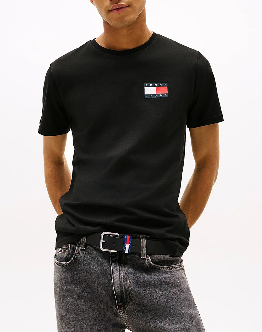 TOMMY JEANS TJM SLIM ESSENTIAL FLAG TEE EXT NEW DM0DM20740-BDS Black