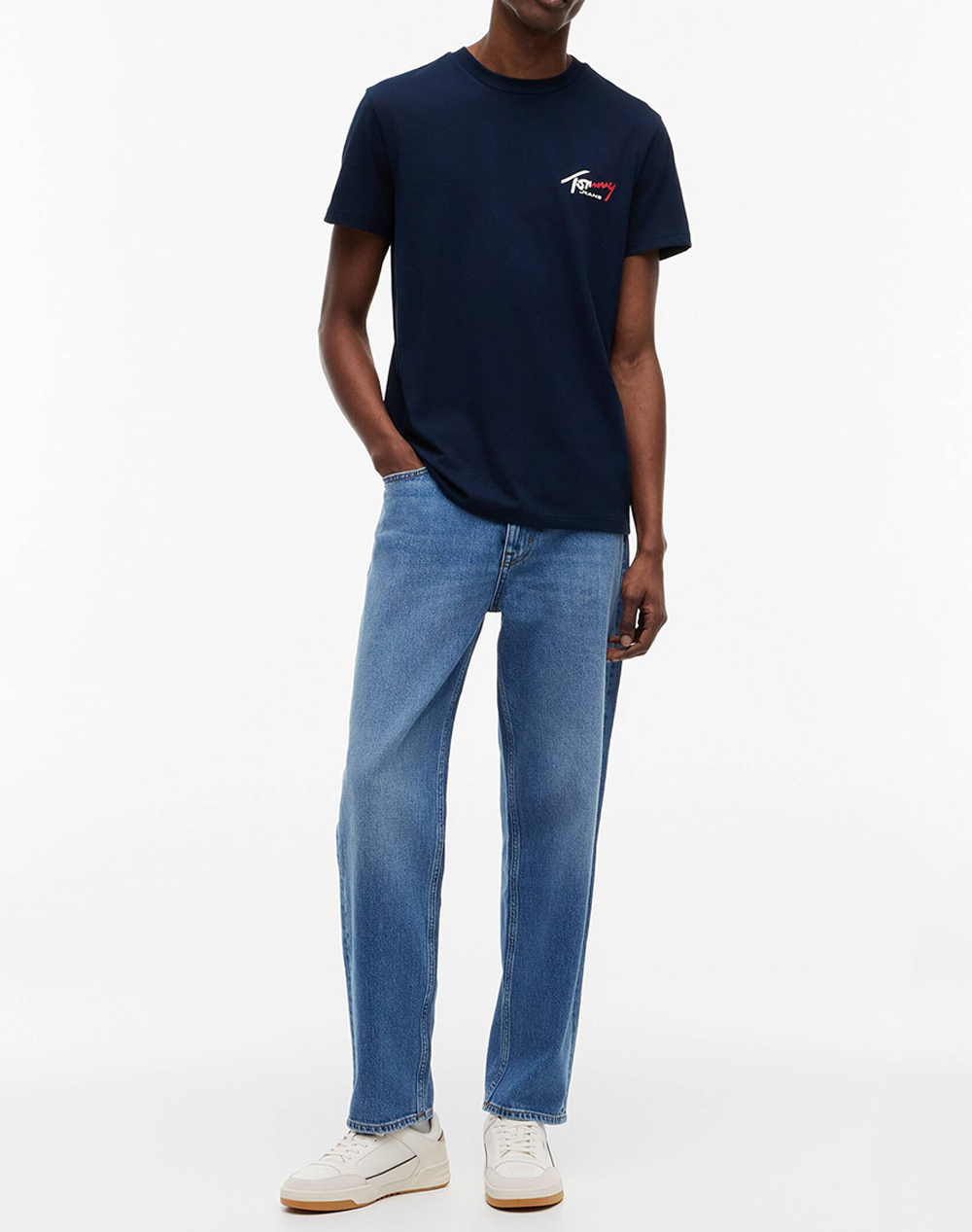Tommy Jeans Tjm Slim Sign Chest Ss Tee Ext New Dm0Dm22538-C1G Navyblue ανδρικά ρούχα μπλούζες T-Shirt Politikos Shop Πολιτικός