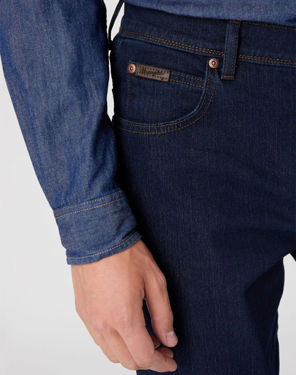Wrangler Texas 112126060-Blue Black Denimdarkblue ανδρικά ρούχα παντελόνια Jeans Politikos Shop Πολιτικός