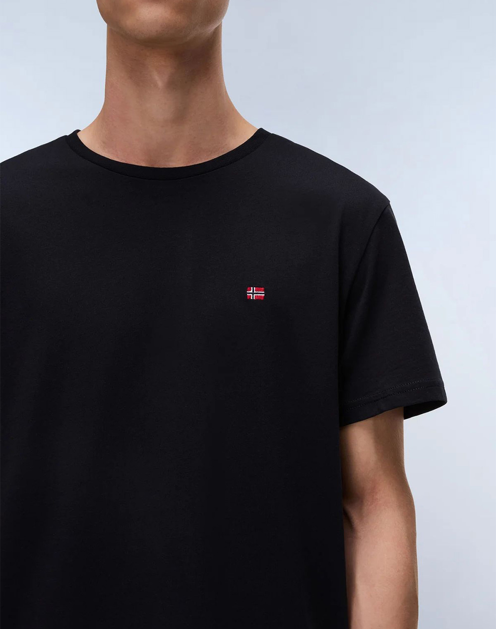 Napapijri Salis Ss Sum Np0A4H8D-Np041 Black ανδρικά ρούχα μπλούζες T-Shirt Politikos Shop Πολιτικός