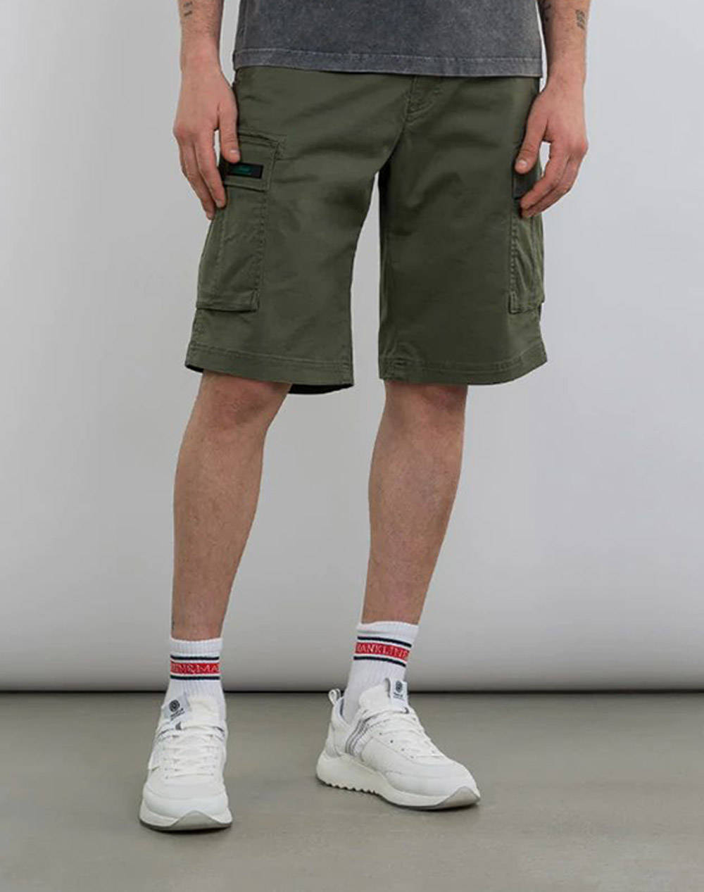 FRANKLIN&MARSHALL FRANKLIN&MARSHALL F&M Shorts / COMFORT TWILL "ALUMNI" JM4101.000.5004P01-101 ArmyGreen