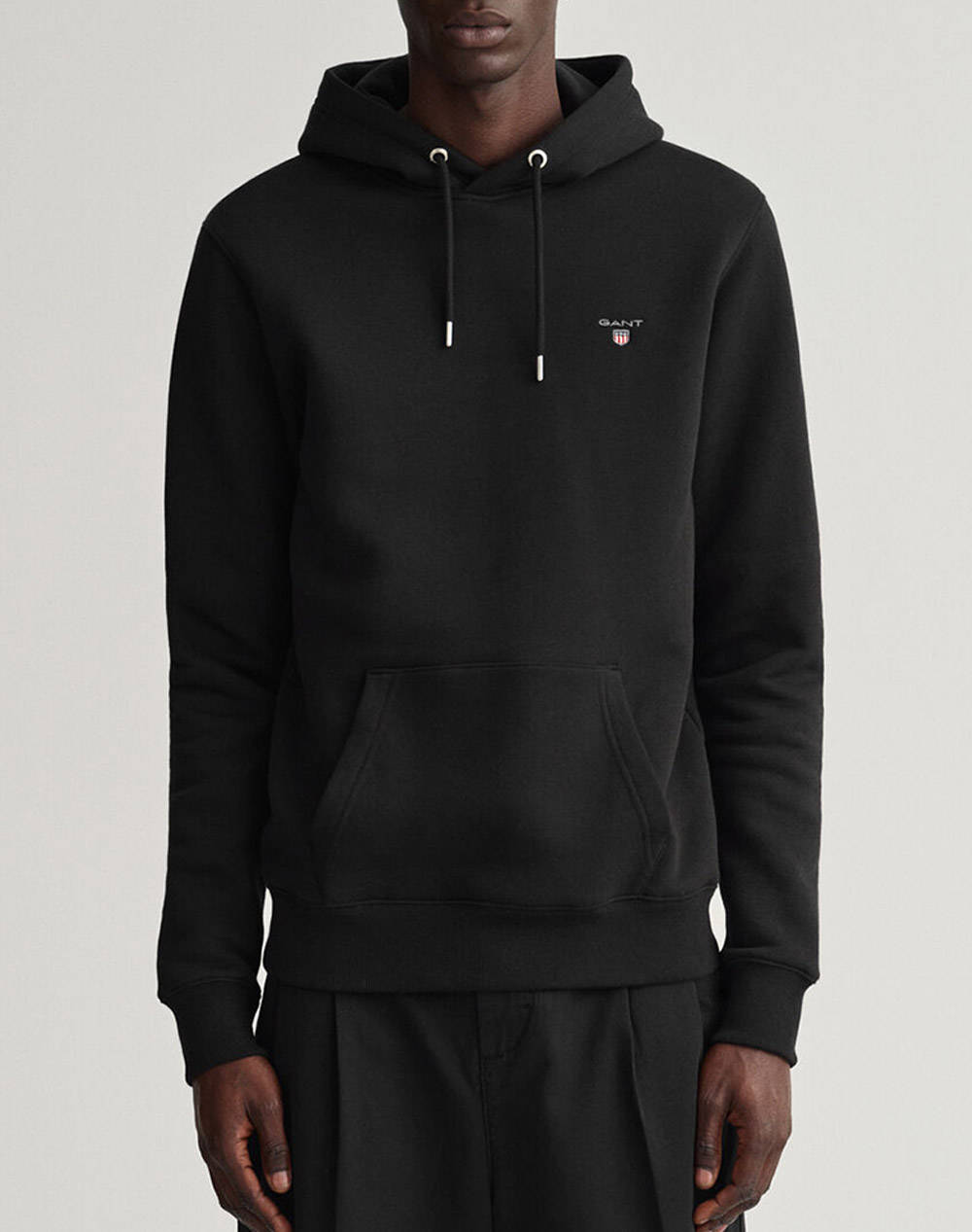black hoodie hollister