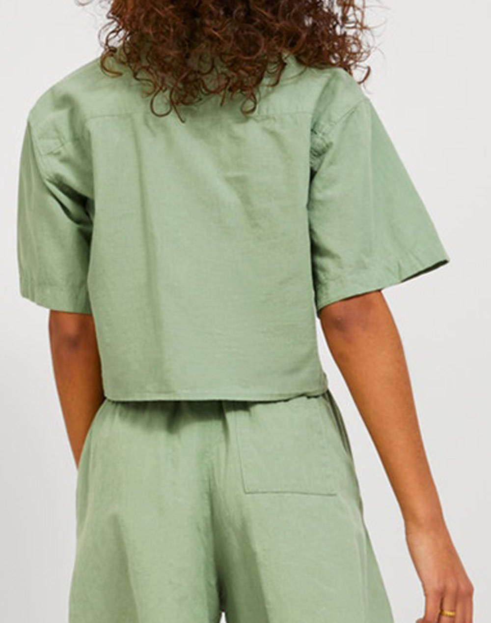 JJXX JXLULU SS CROPPED LINEN BLEND SHIRT 12231335-Loden Frost Khaki φωτογραφία
