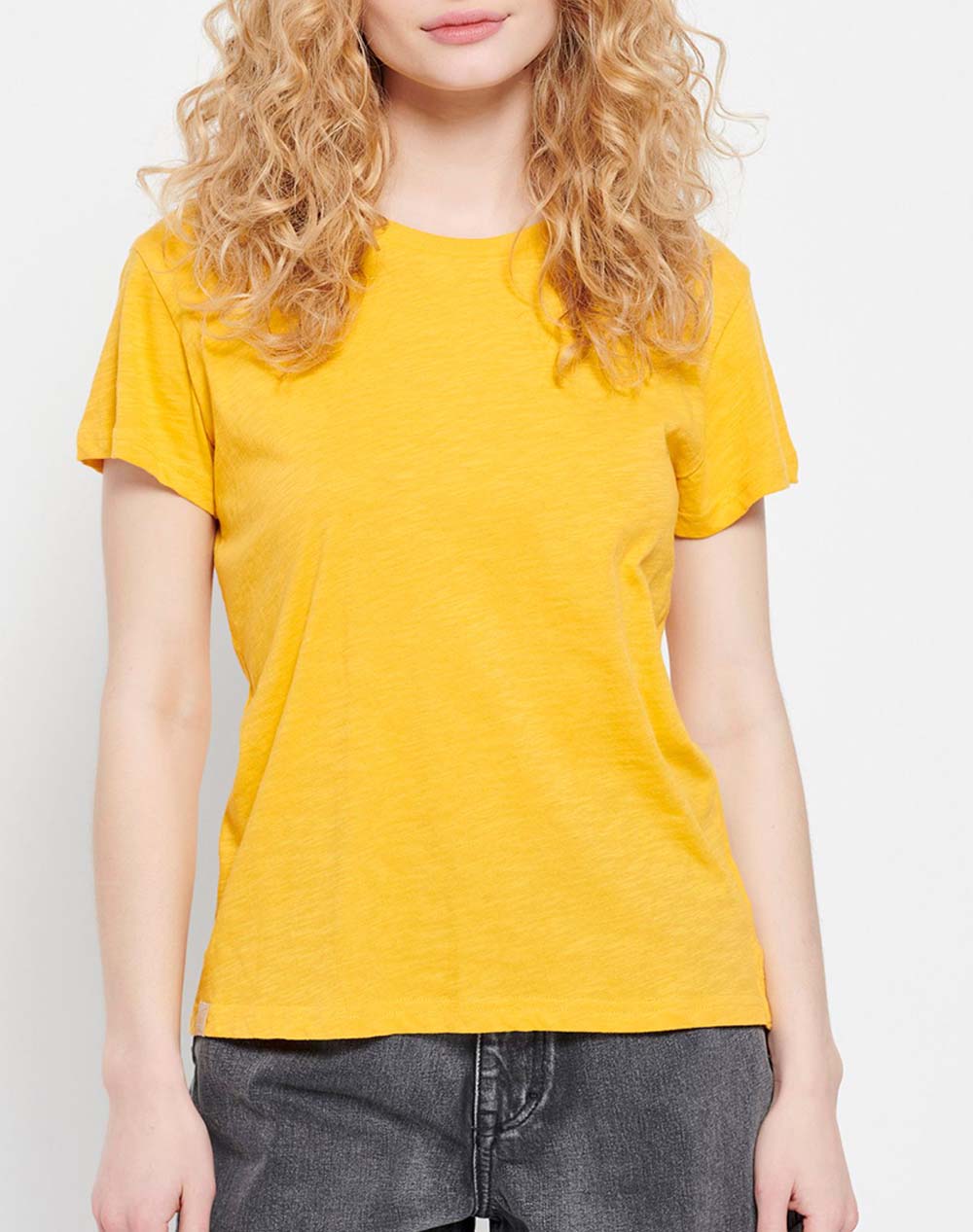 FUNKY BUDDHA Essential t-shirt με στρογγυλή λαιμόκοψη FBL007-105-04-HONEYCOMB Yellow