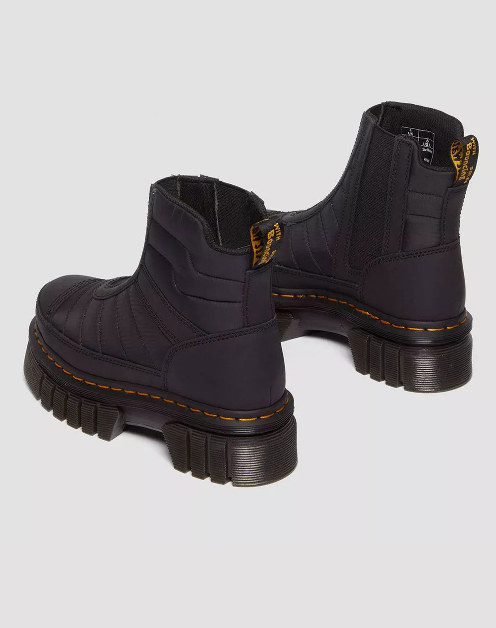 DR.MARTENS 30915001 Audrick Chelsea QLTD Rubberised Leather & Warm Quilted DR MARTENS LOW BOOTS
