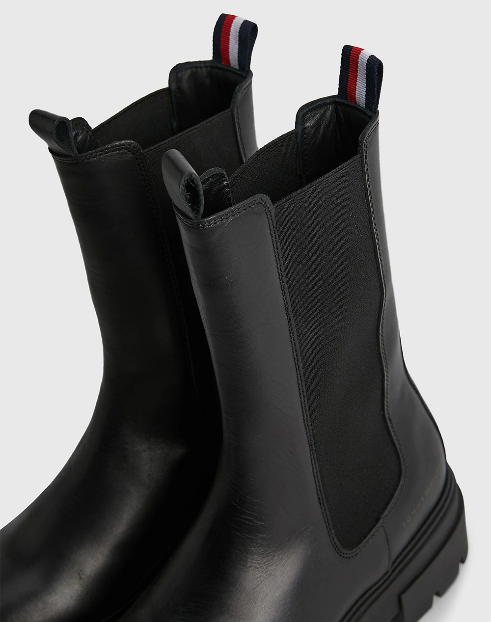 TOMMY HILFIGER MONOCHROMATIC CHELSEA BOOT