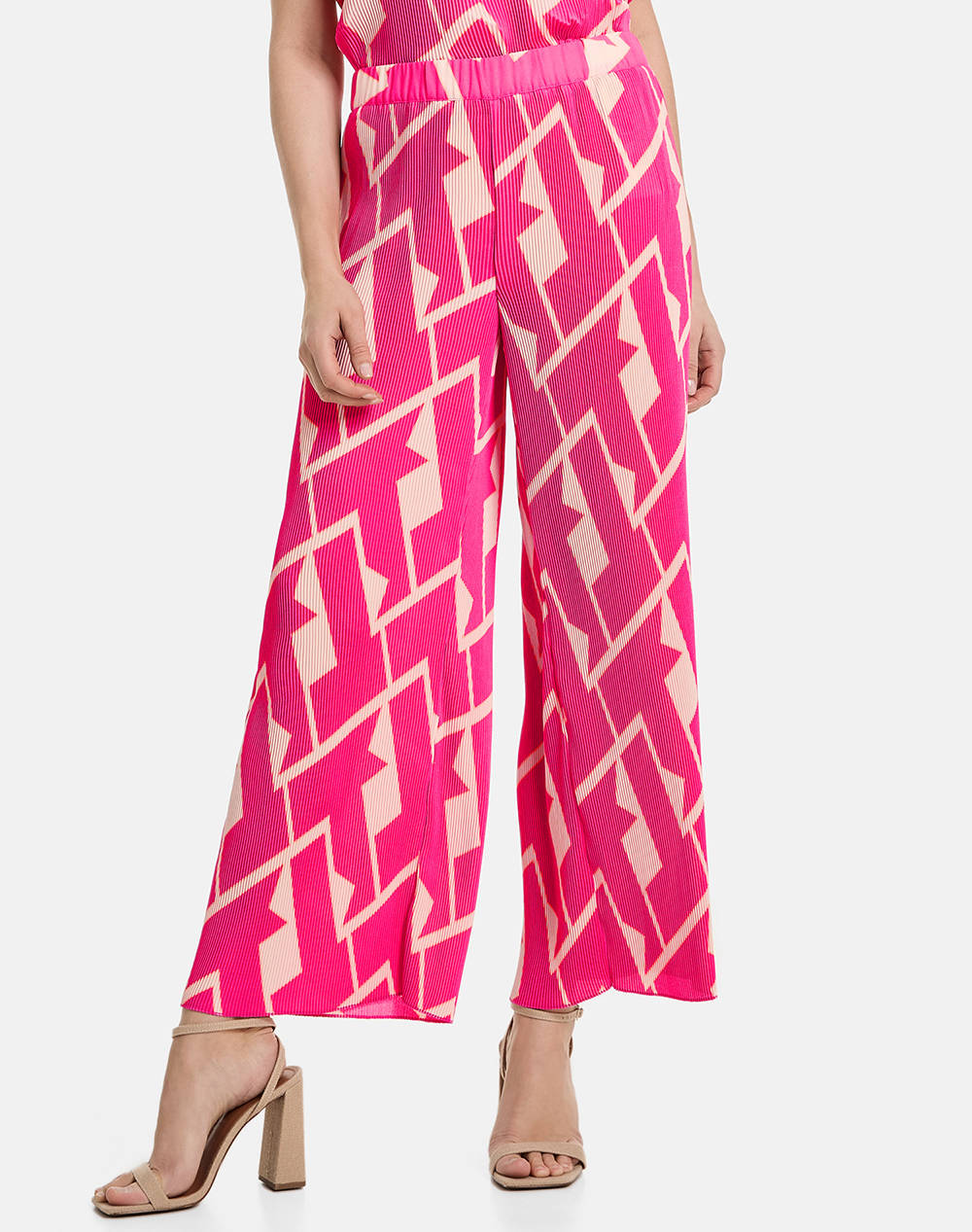 GERRY WEBER GERRY WEBER PANT LEISURE CROPPED 222116-66249-03009 Fuchsia