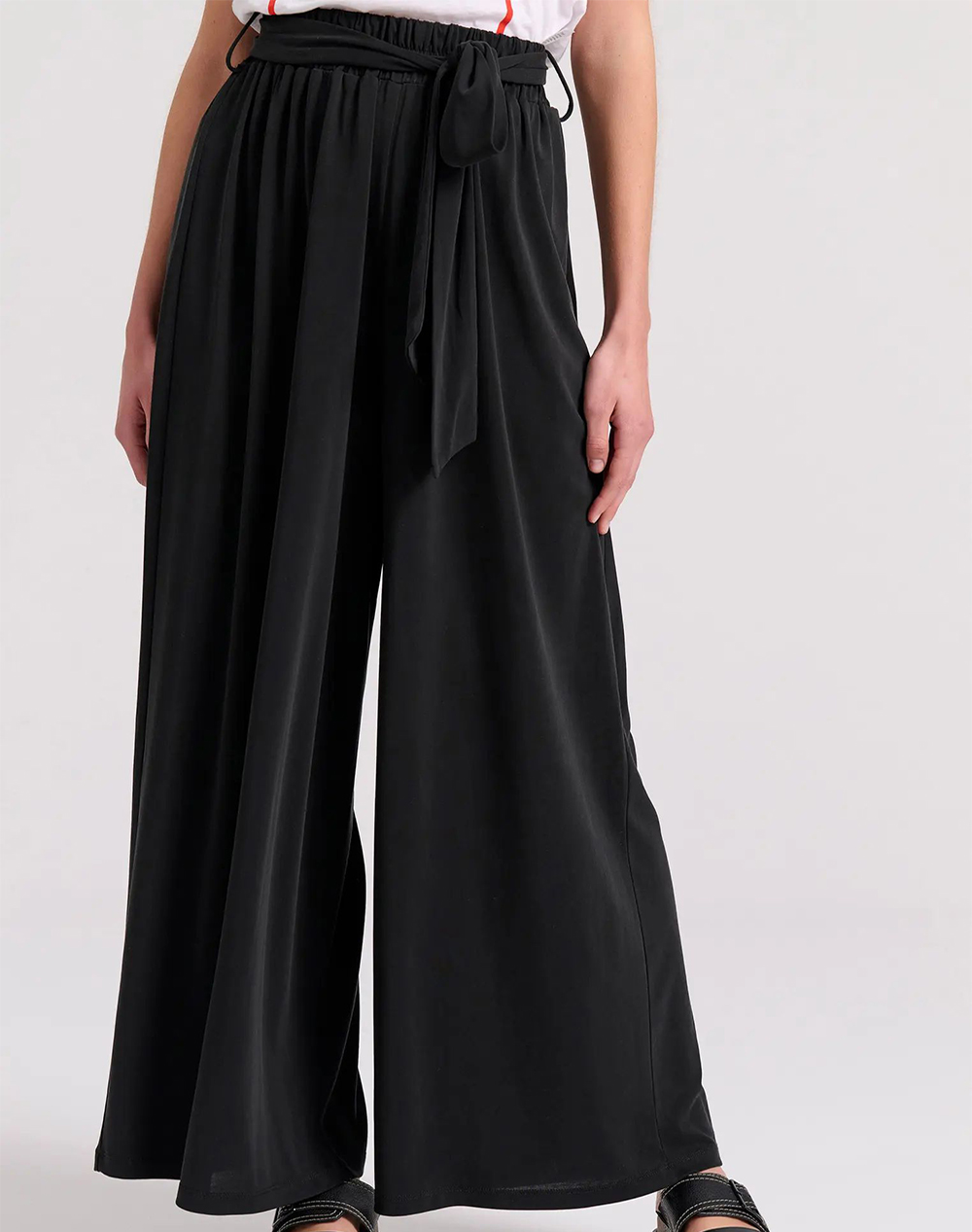 FUNKY BUDDHA Loose fit παντελόνα με ελαστική μέση και ζώνη FBL009-105-02-BLACK Black