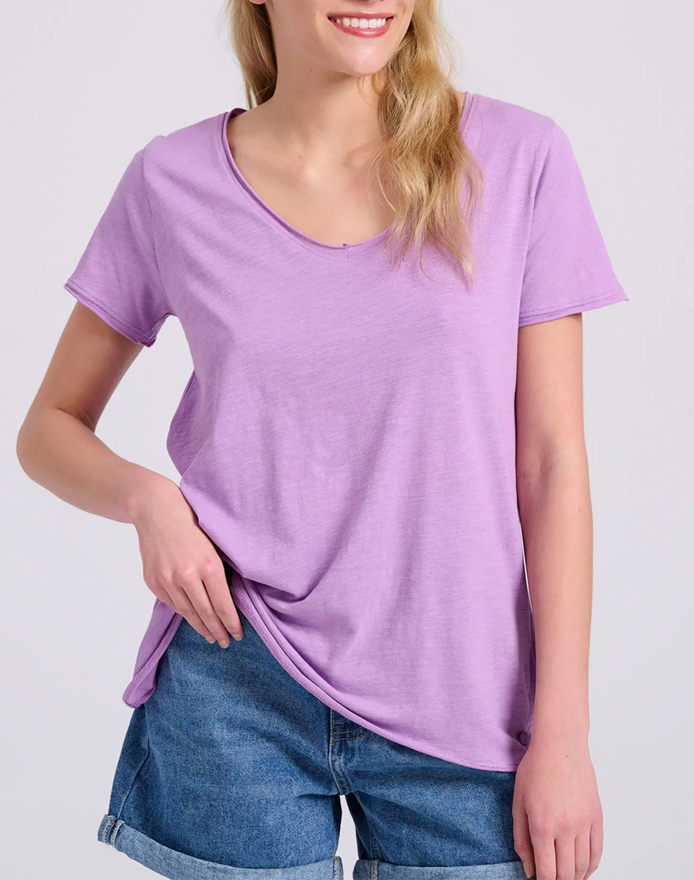 FUNKY BUDDHA Γυναικείο V-neck μονόχρωμο t-shirt – The essentials FBL009-100-04-Hyacinth Lilac 3810TFUNK3400247_XR10444