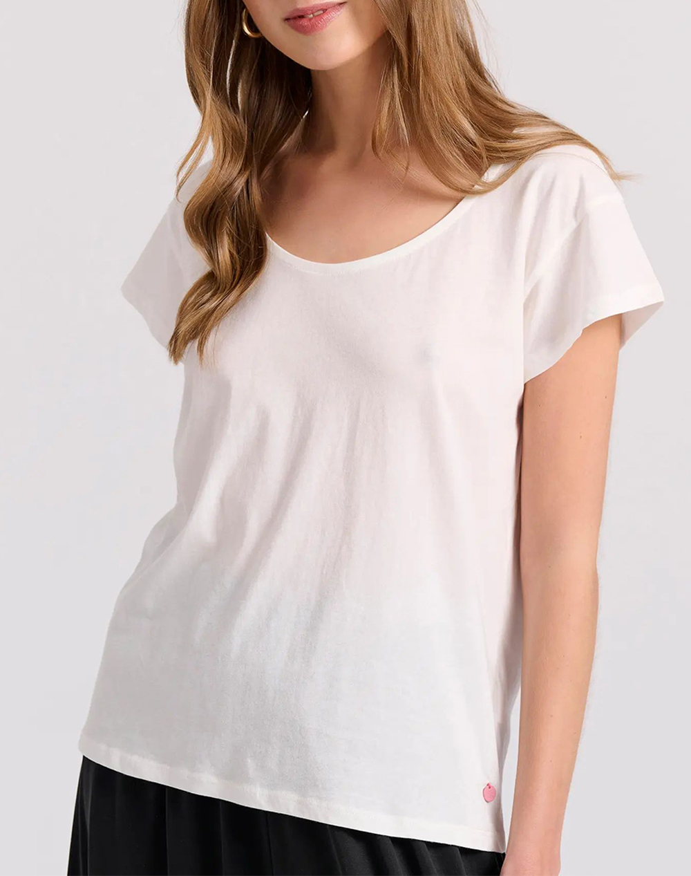 FUNKY BUDDHA Βαμβακερό t-shirt με στρογγυλή λαιμόκοψη FBL009-105-04-OFF WHITE OffWhite