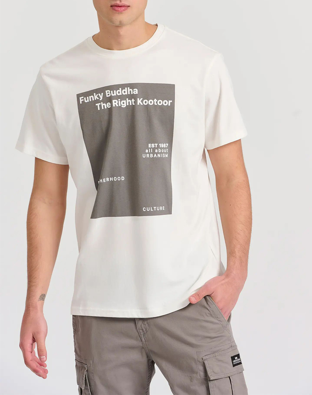FUNKY BUDDHA T-shirt με minimal branded τύπωμα FBM009-311-04-OFF WHITE OffWhite