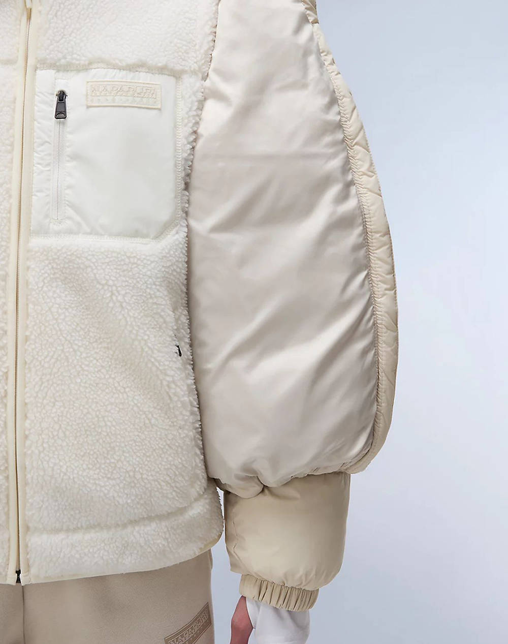 NAPAPIRJI A-BOX LOGO W NP0A4HZ1-NPN90 Biege φωτογραφία