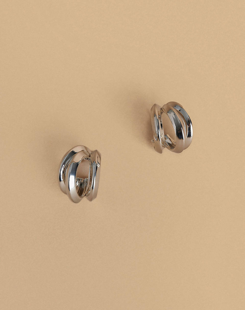 ATTRATTIVO ΣΚΟΥΛΑΡΙΚΙΑ ΜΕΤΑΛΛΙΚΑ 9E22474-SILVE MetallicSilver