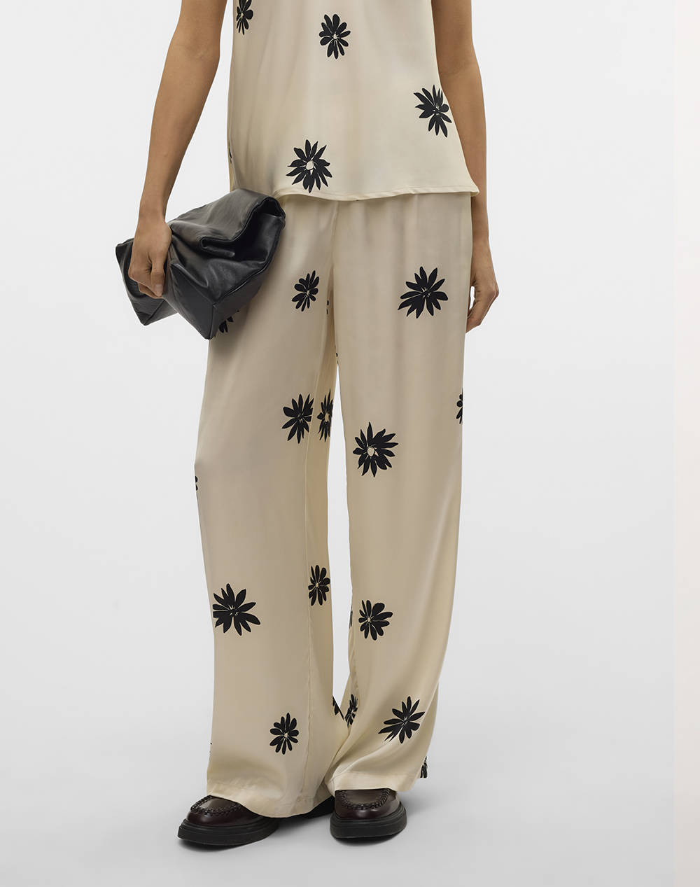 AWARE BY VERO MODA AWARE BY VERO MODA VMROE MW LOOSE PANTS VMA 10328712-BirchNOMAPRINT Biege