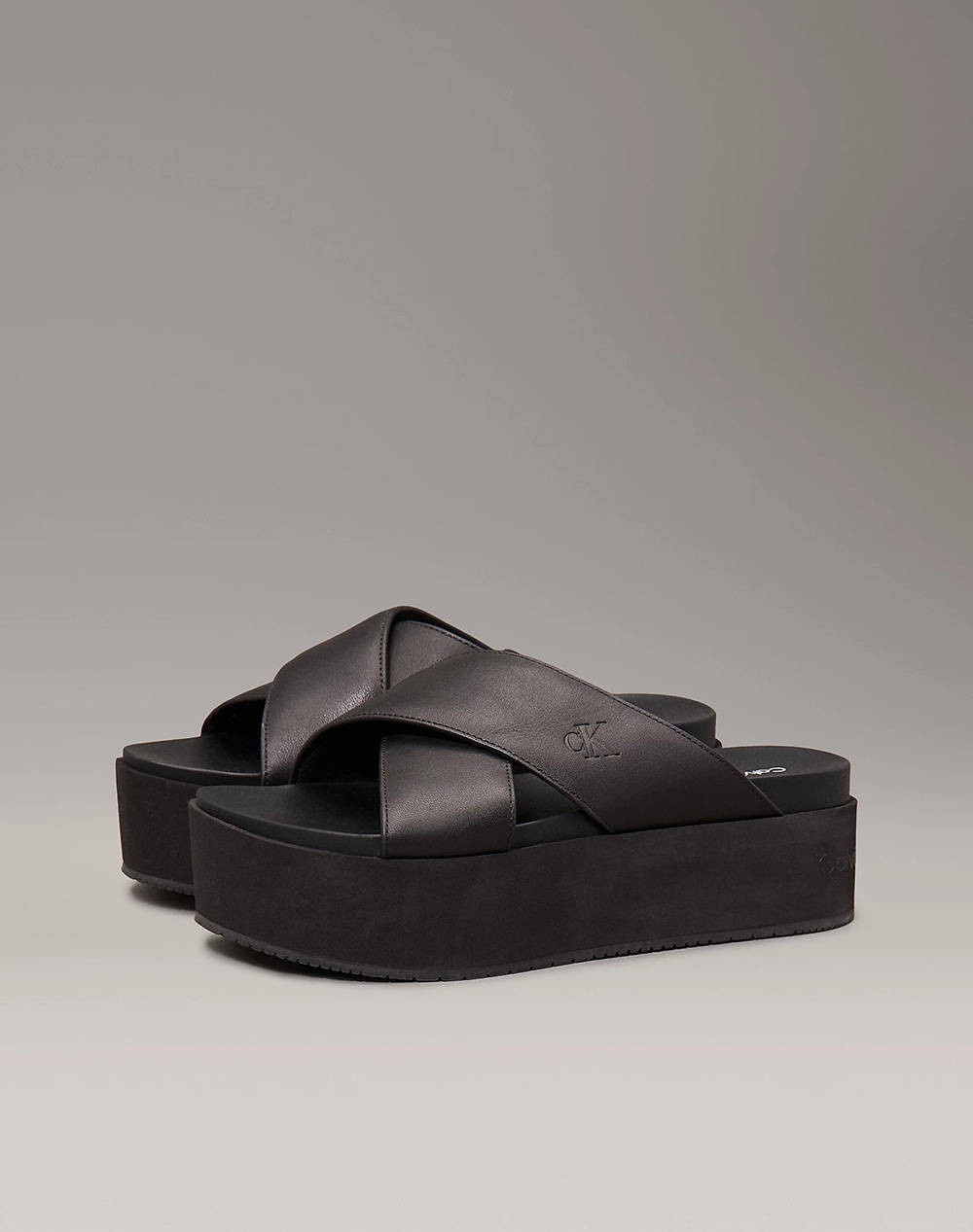 CALVIN KLEIN JEANS FLATFORM CROSS MG UC
