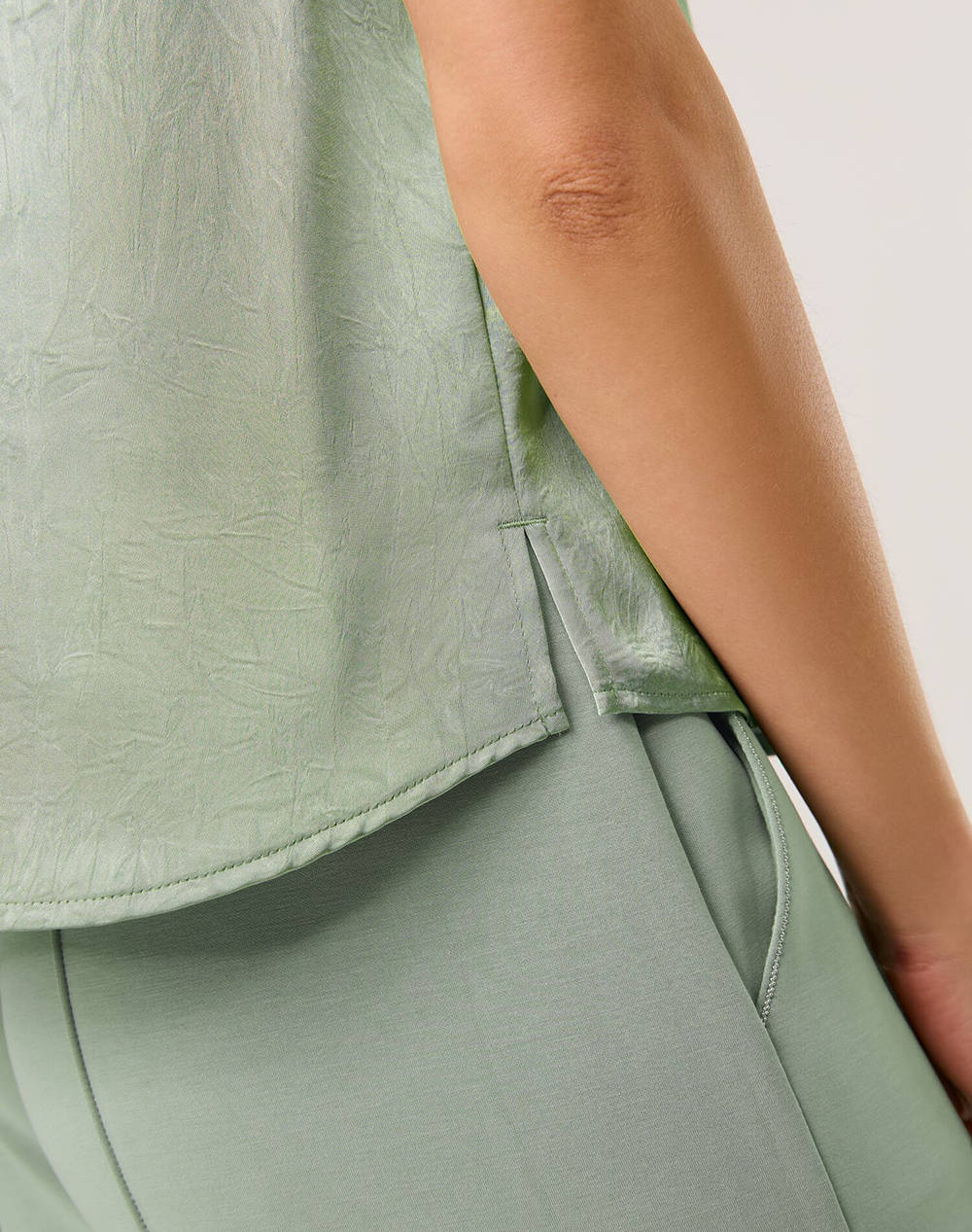 GERRY WEBER BLOUSE WITHOUT SLEEV 560052-31510-50956 MintGreen φωτογραφία