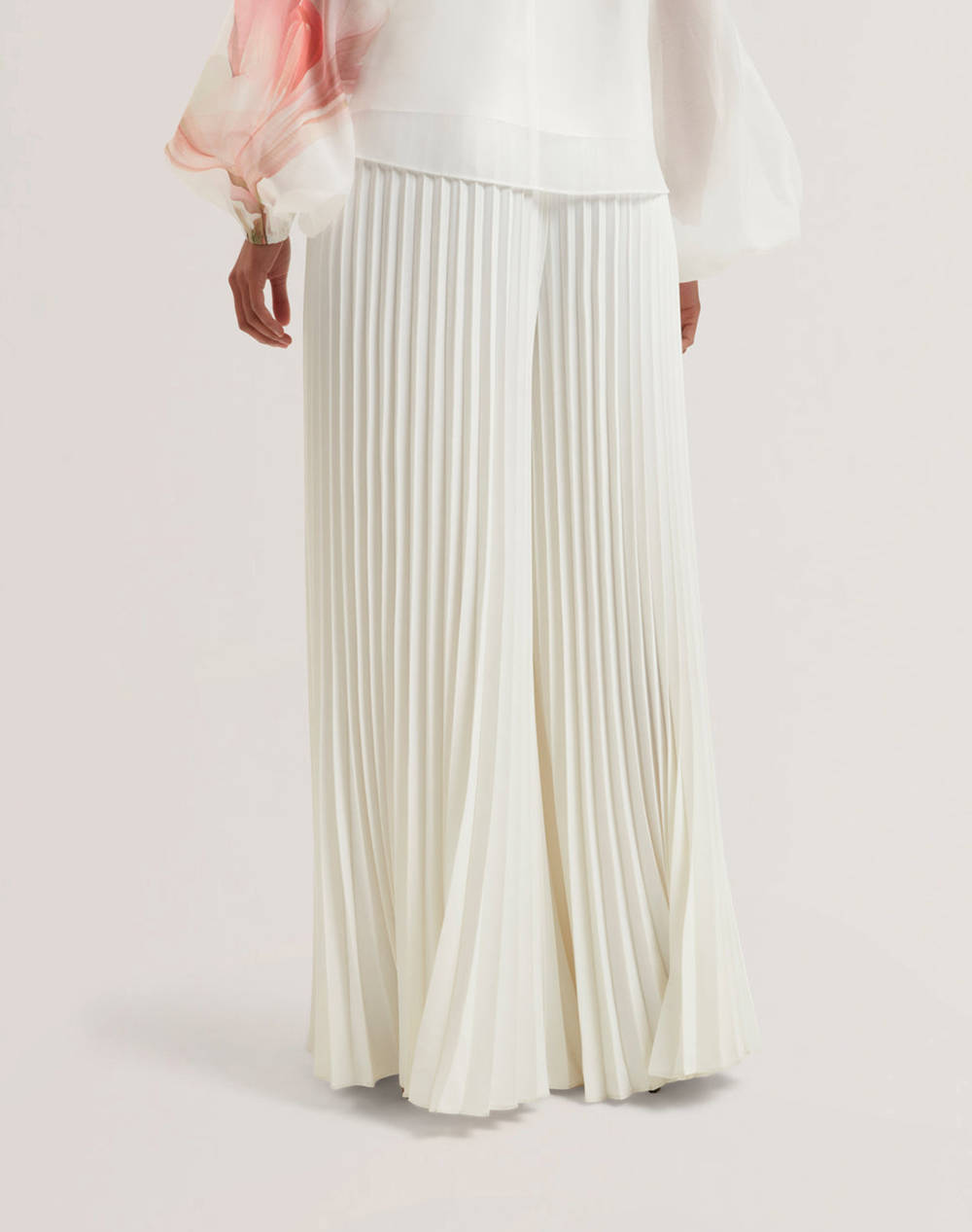 TED BAKER haryx Pleated Wide Leg Crepe Trouser 279765-IVORY Ivory φωτογραφία