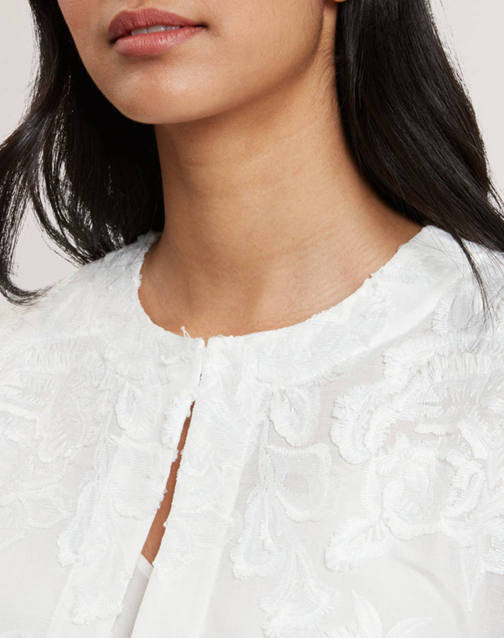 TED BAKER FAELA Collarless boxy fit cropped shirt 280691-WHITE White φωτογραφία