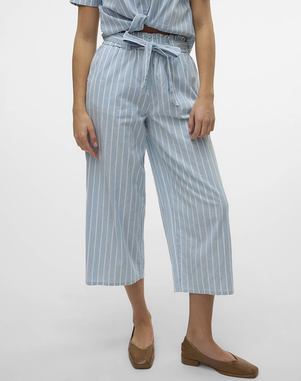 VERO MODA VERO MODA VMXENIA HR CHAMBRAY PAPERBAG CULOTTE 10329182-Light Blue DenimWHITE LightBlue