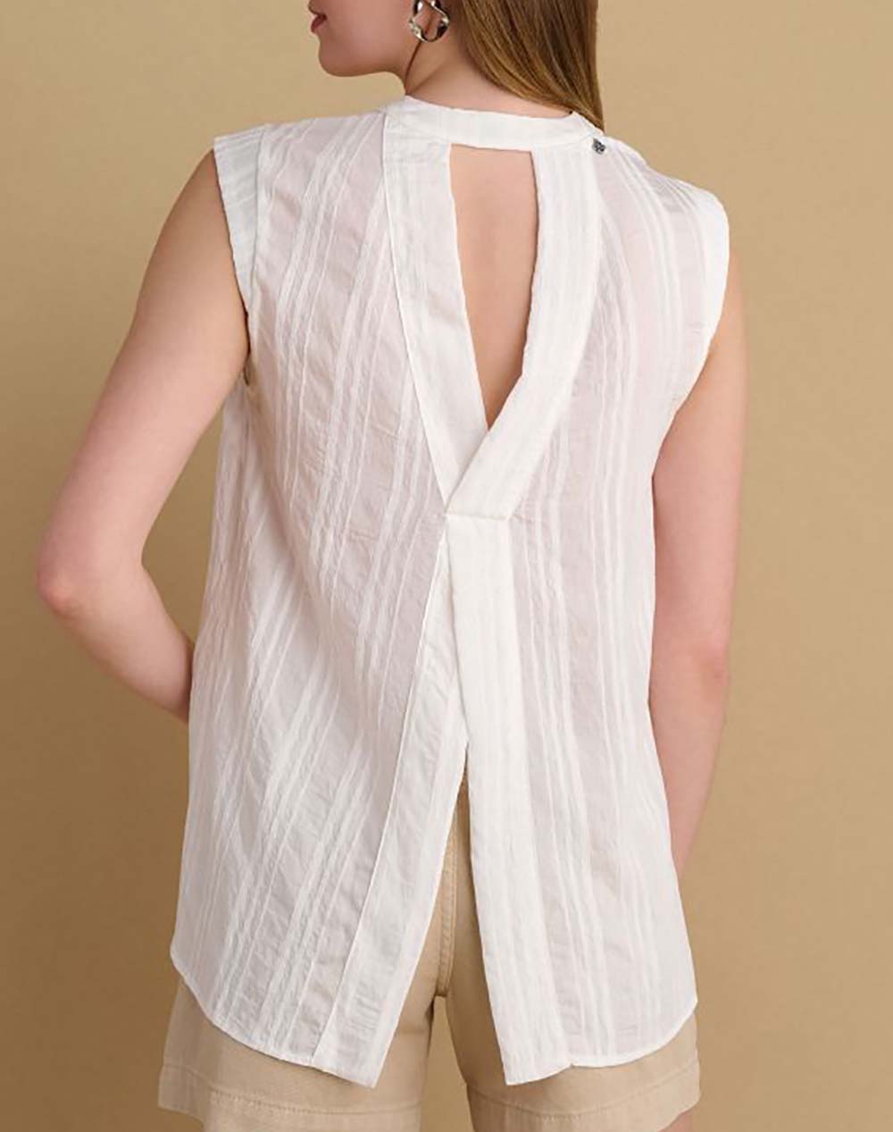 ATTRATTIVO ΤΟΠ 9920674-EKROY OffWhite φωτογραφία