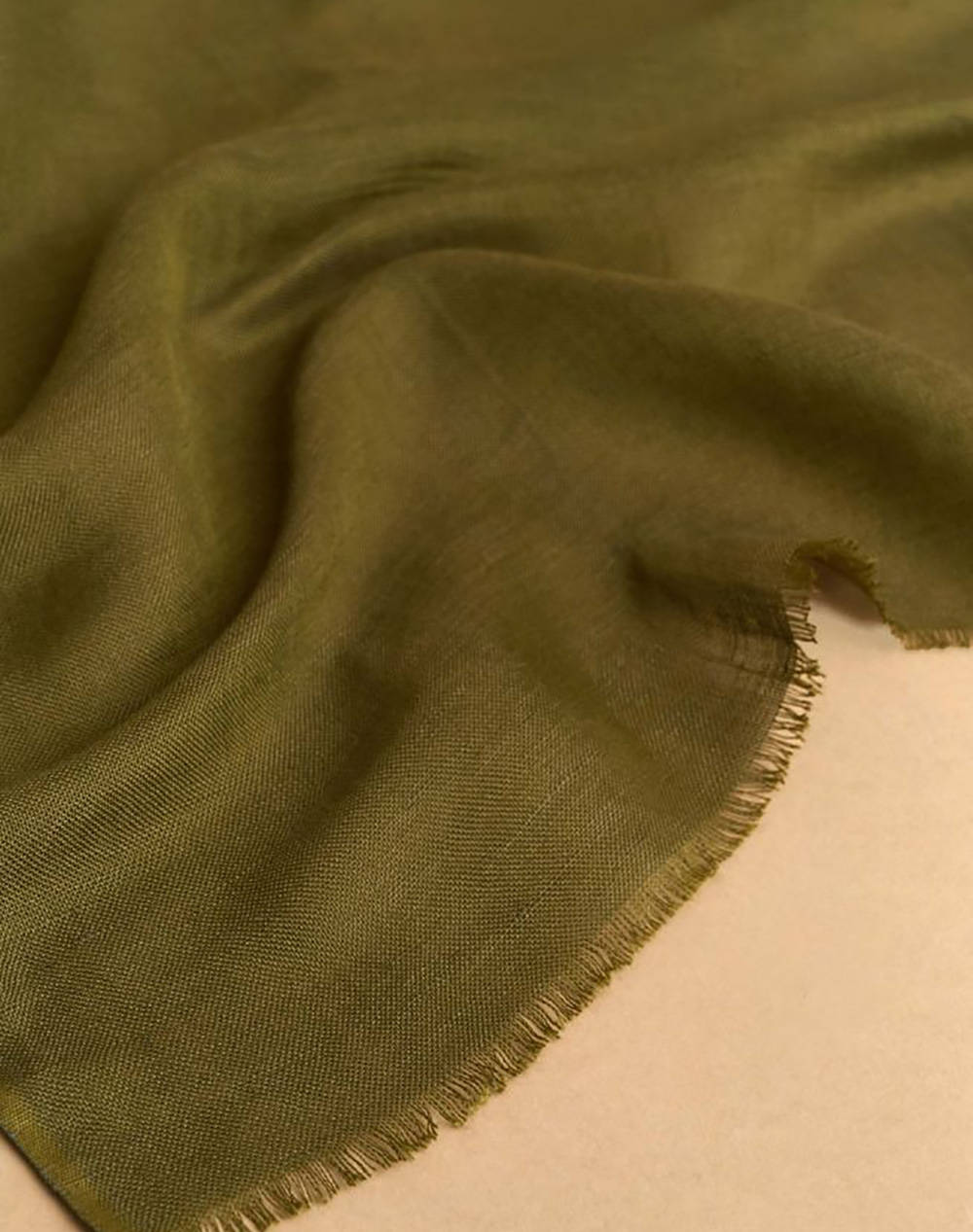 ATTRATTIVO ΦΟΥΛΑΡΙ 9J22990-XAKI Khaki φωτογραφία