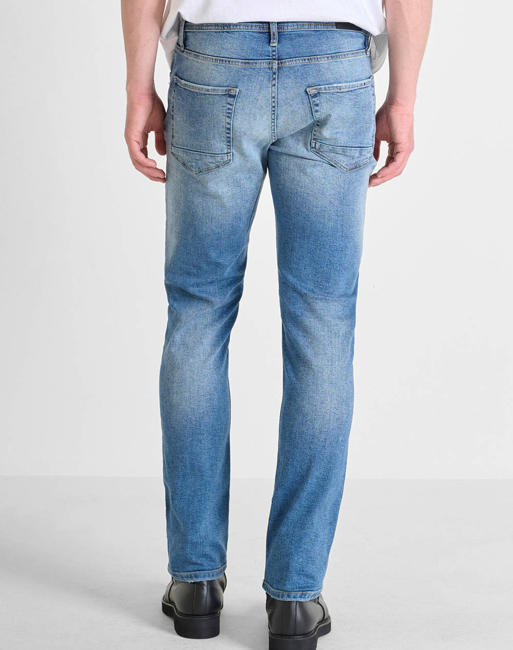 ANTONY MORATO MMDT00282FA7505911W02057 MIN OF 12 JEANS KURT COMFORT TAPERED FIT IN ICONIC BASIC BLUE DENIM ΠΑΝΤΕΛΟΝΙ ΑΝΔΡΙΚΟ DT28275591W2057-7010 Deni φωτογραφία