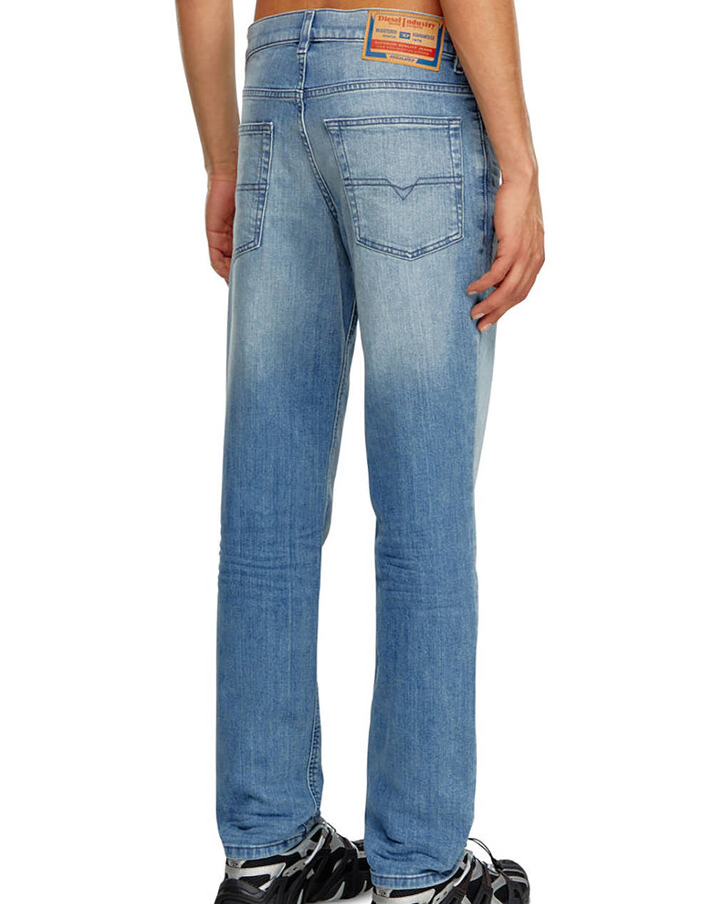 DIESEL 2023 D-FINITIVE L.32 TROUSERS A102290GRDI-01 DenimLightBlue φωτογραφία
